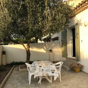 De L'olivier Les Saintes-Maries-de-la-Mer